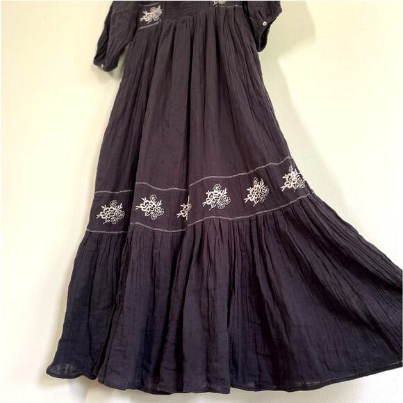Free People Black Embroidered Boho Peasant Dress Size S/M NWT - Picture 6 of 10